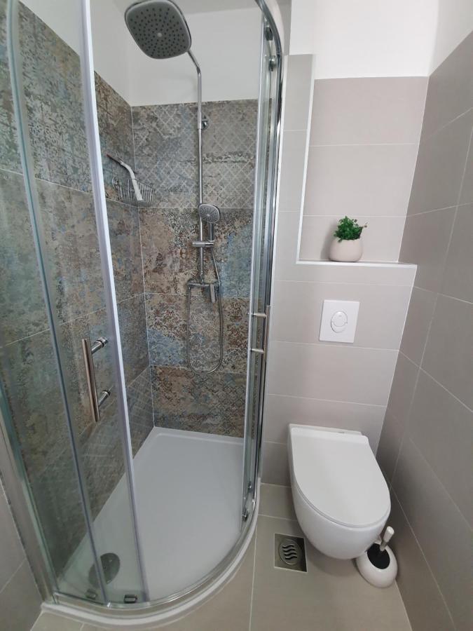 Apartman Leona 4*, Kantrida Rijeka Eksteriør bilde