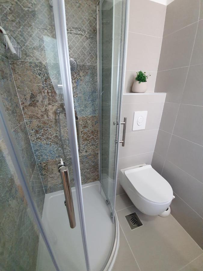 Apartman Leona 4*, Kantrida Rijeka Eksteriør bilde